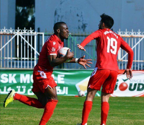 لاعبو النجم الساحلي 