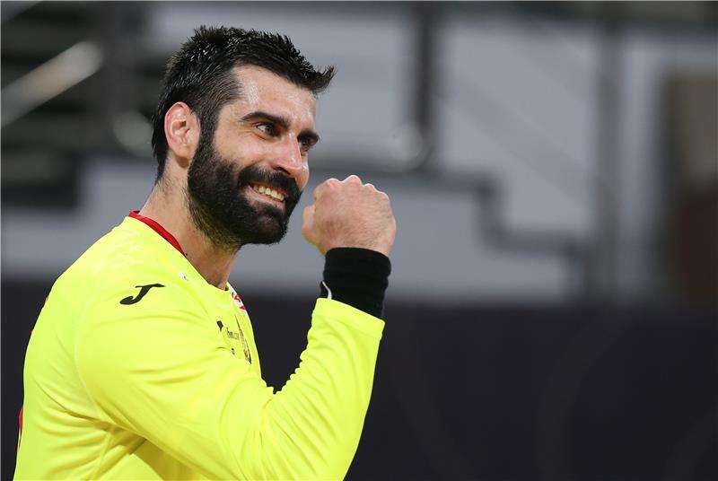 رودريجو كوراليس 