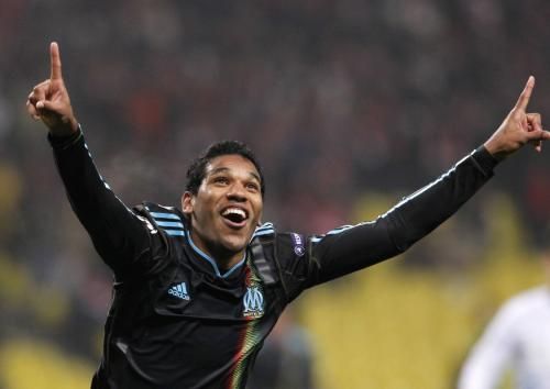 2010-11-23t193910z_01_mos130_rtridsp_3_soccer-champions_reuters