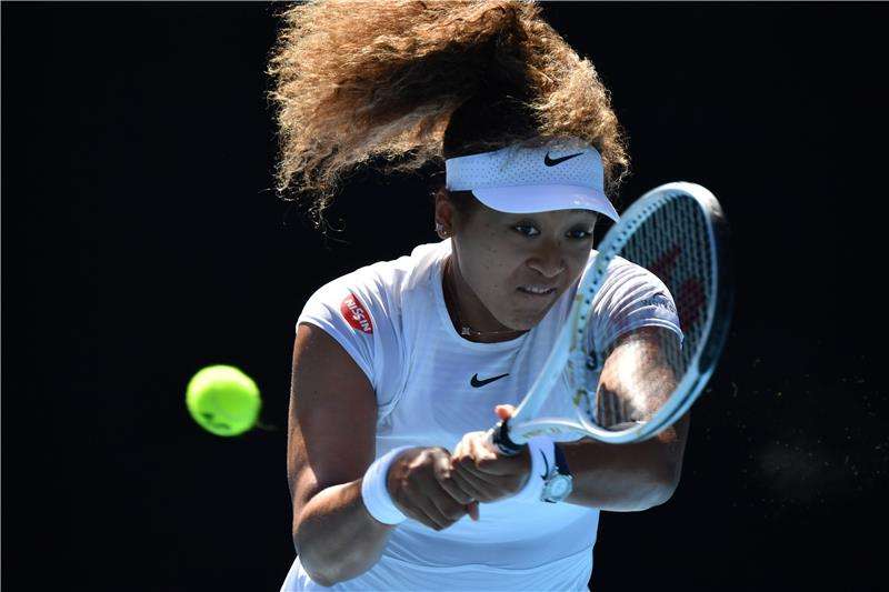 نعومي أوساكا 