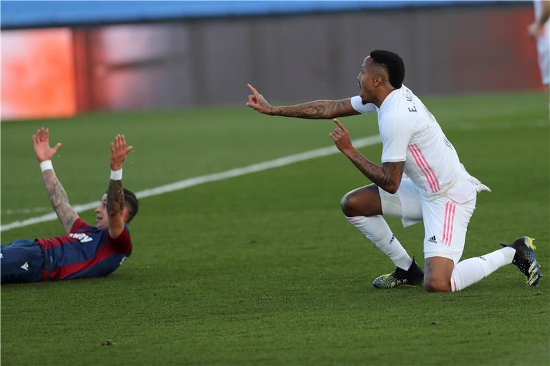  إيدير ميليتاو