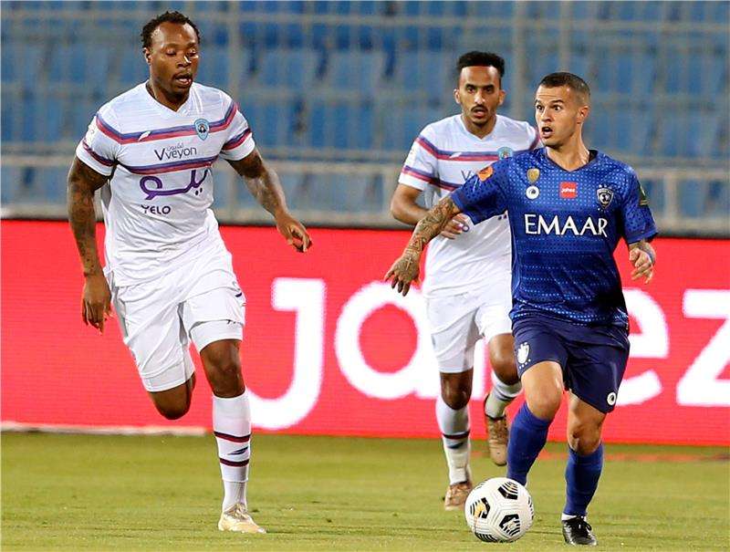 الهلال وأبها
